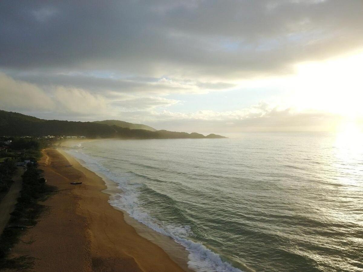Casa Pe Na Areia Em Praia Paradisiaca Balneário Camboriú Eksteriør billede